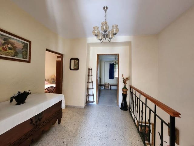 4 camera da letto Casa in vendita in Luque con piscina - 55.000 € (Rif: 9686329)