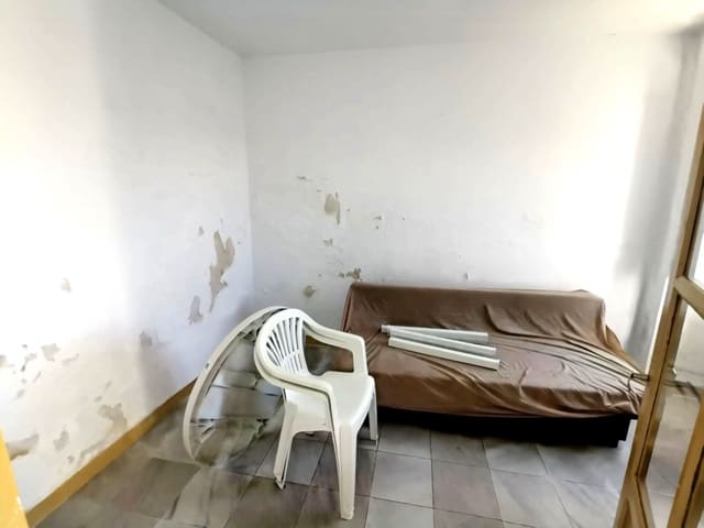 3 soveværelse Byhus til salg i Martos med swimmingpool - € 45.000 (Ref: 9697737)