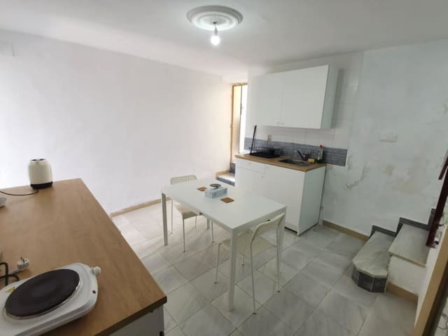 3 soveværelse Byhus til salg i Martos med swimmingpool - € 45.000 (Ref: 9697737)