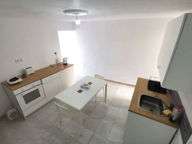 3 soveværelse Byhus til salg i Martos med swimmingpool - € 45.000 (Ref: 9697737)