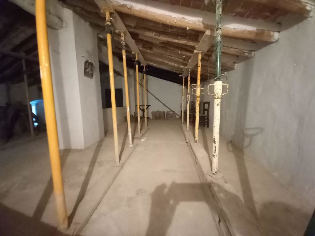 4 soveværelse Byhus til salg i Martos med swimmingpool - € 52.000 (Ref: 9697939)