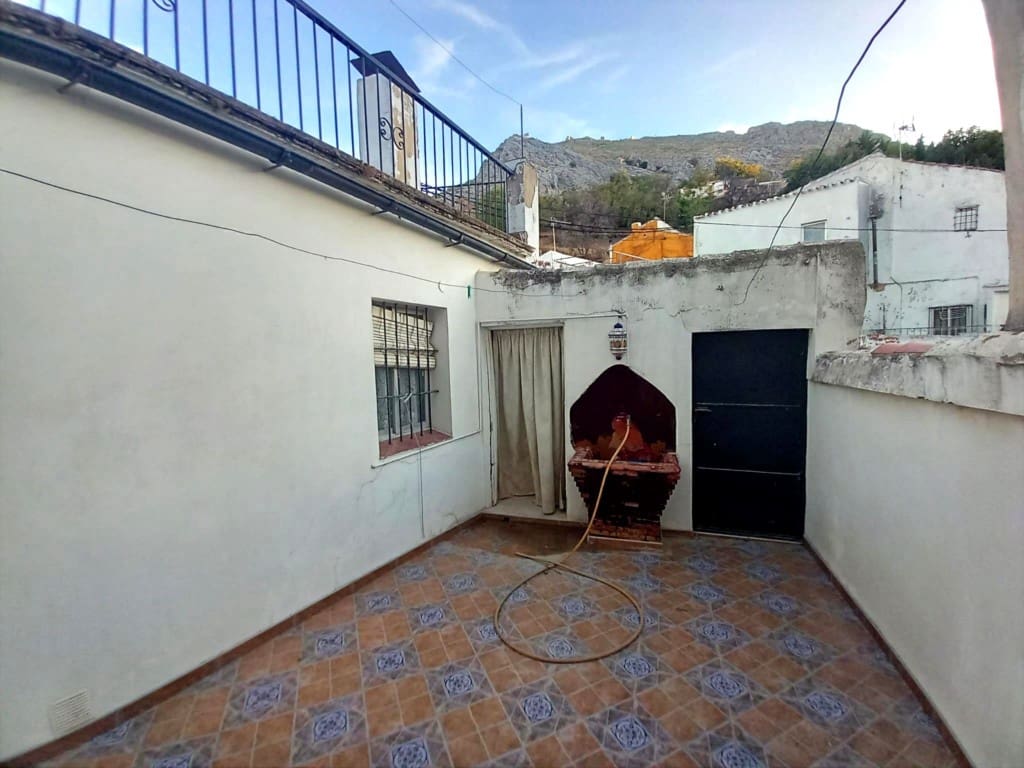 4 soveværelse Byhus til salg i Martos med swimmingpool - € 52.000 (Ref: 9697939)