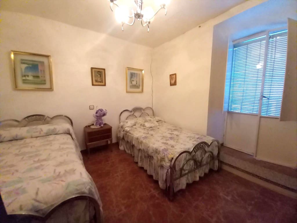 4 soveværelse Byhus til salg i Martos med swimmingpool - € 52.000 (Ref: 9697939)