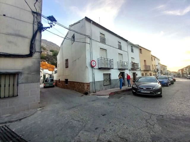 4 soveværelse Byhus til salg i Martos med swimmingpool - € 52.000 (Ref: 9697939)