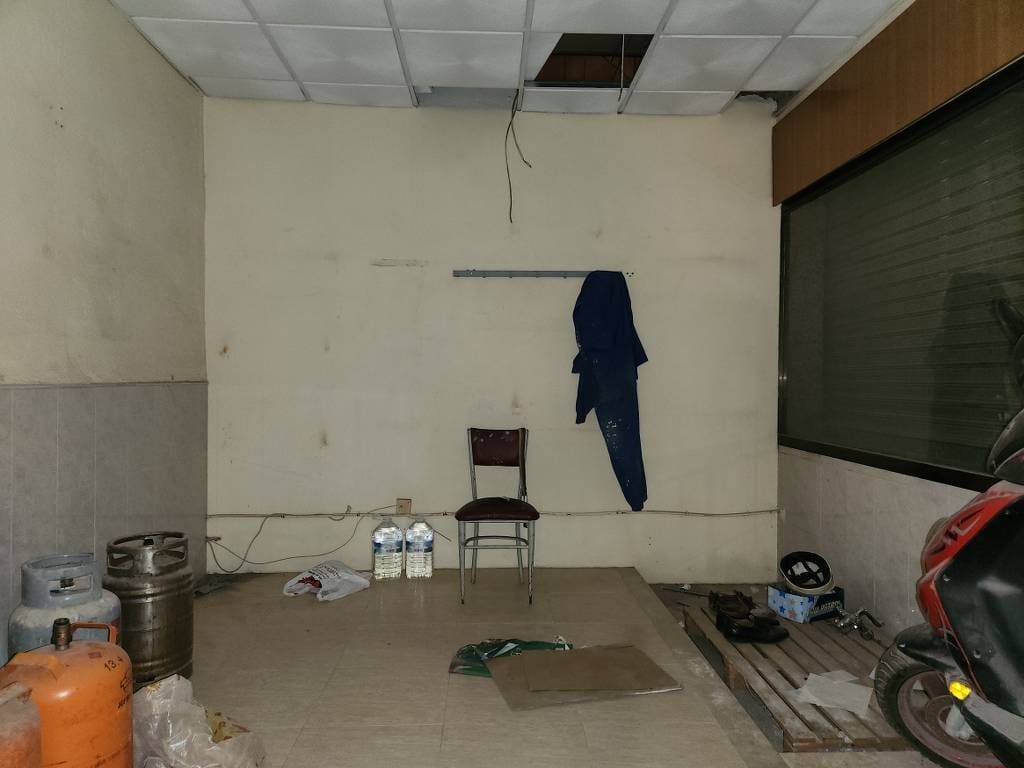 Commercial for sale in Rute with pool - € 59,900 (Ref: 9731187)