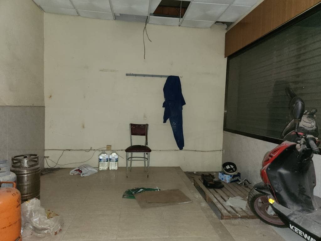 Commercial for sale in Rute with pool - € 59,900 (Ref: 9731187)