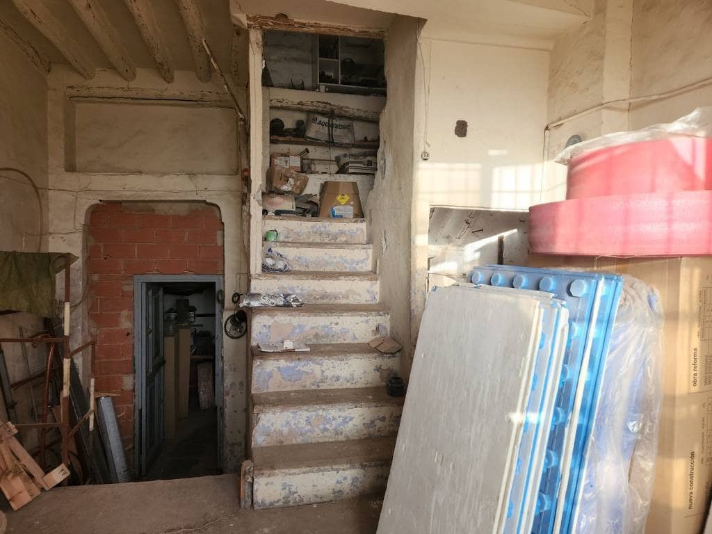 Commercial for sale in Rute with pool - € 59,900 (Ref: 9731187)