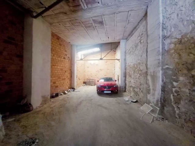 Garage for sale in Martos - € 67,000 (Ref: 9753450)