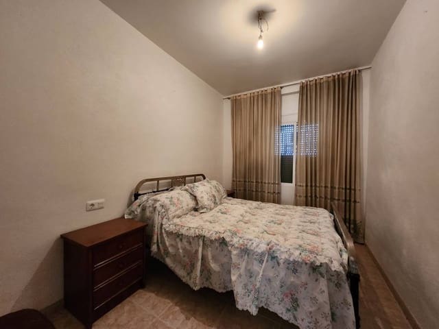 4 camera da letto Casa in vendita in Rute con piscina - 55.000 € (Rif: 9765342)