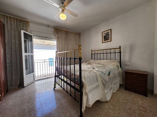 4 camera da letto Casa in vendita in Rute con piscina - 55.000 € (Rif: 9765342)