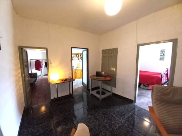 3 makuuhuone Omakotitalo myytävänä paikassa Martos - 38 500 € (Ref: 9774371)