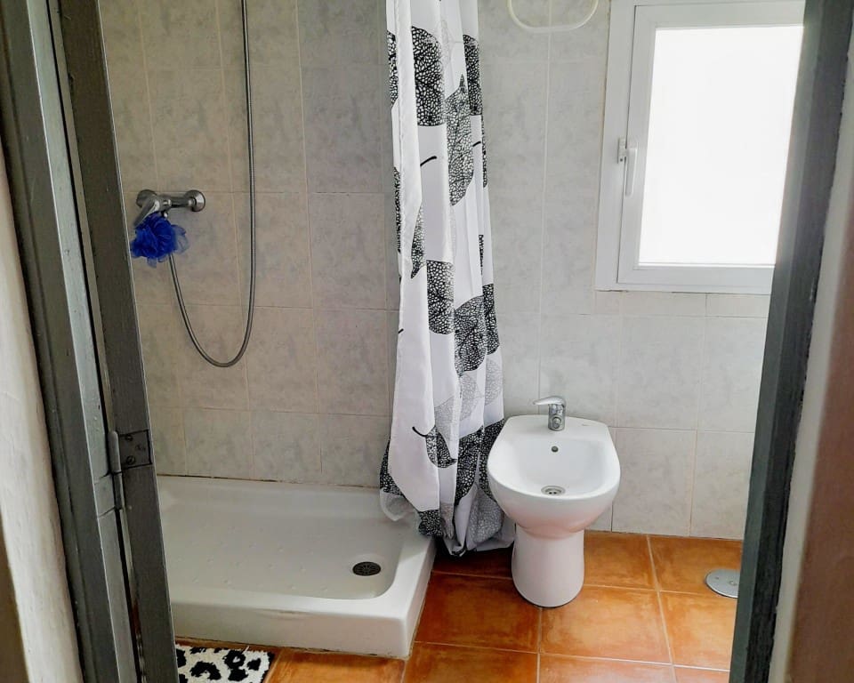 3 makuuhuone Omakotitalo myytävänä paikassa Martos - 38 500 € (Ref: 9774371)