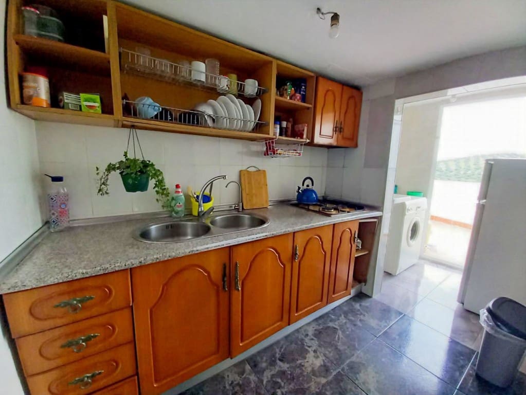 3 makuuhuone Omakotitalo myytävänä paikassa Martos - 38 500 € (Ref: 9774371)