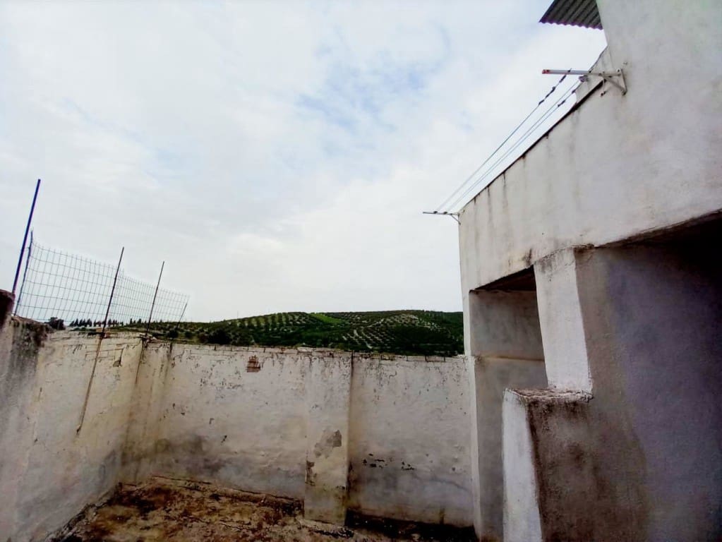 3 makuuhuone Omakotitalo myytävänä paikassa Martos - 38 500 € (Ref: 9774371)