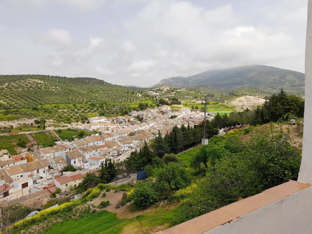 3 makuuhuone Omakotitalo myytävänä paikassa Martos - 38 500 € (Ref: 9774371)