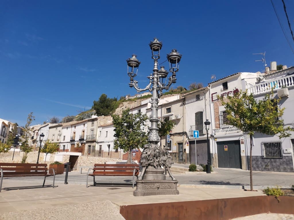 3 makuuhuone Omakotitalo myytävänä paikassa Martos - 38 500 € (Ref: 9774371)