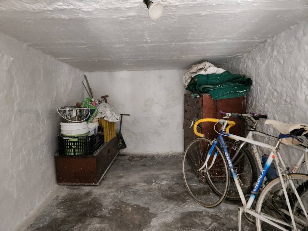 4 Zimmer Haus zu verkaufen in Luque mit Pool - 29.900 € (Ref: 9806412)