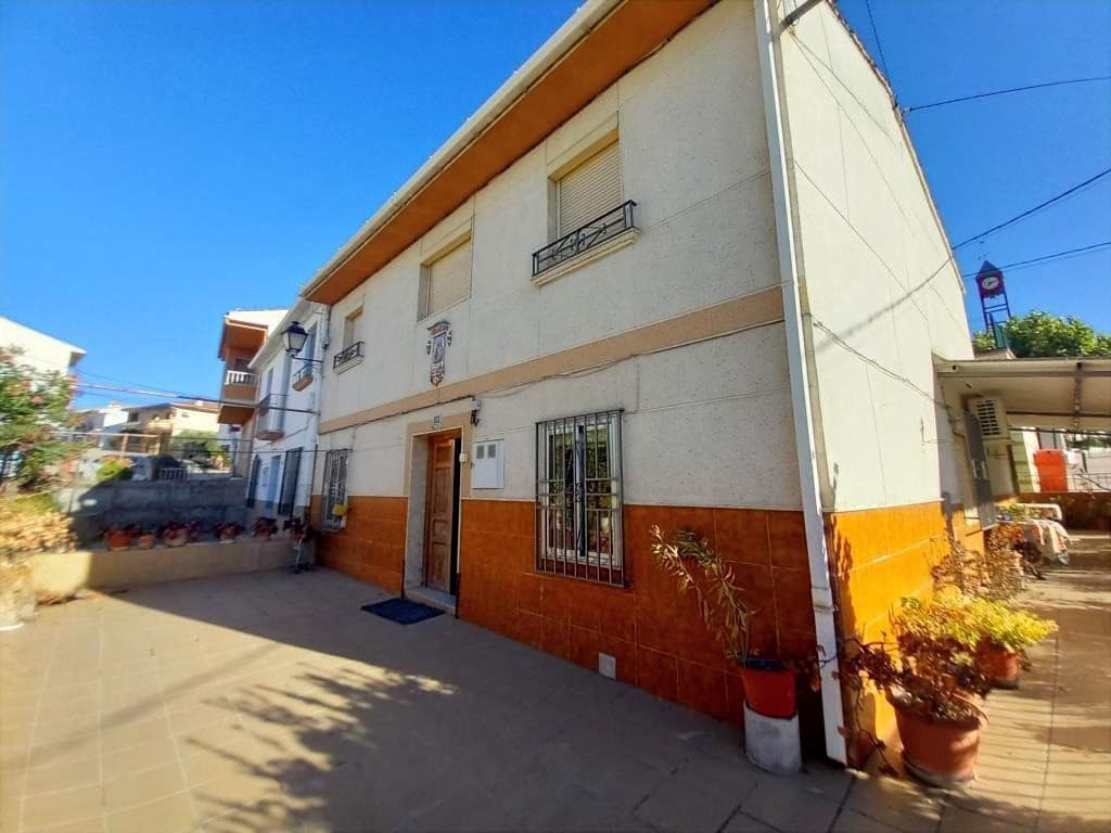 Casa de 5 habitaciones en Ventas del Carrizal en venta - 80.000 € (Ref: 9821549)