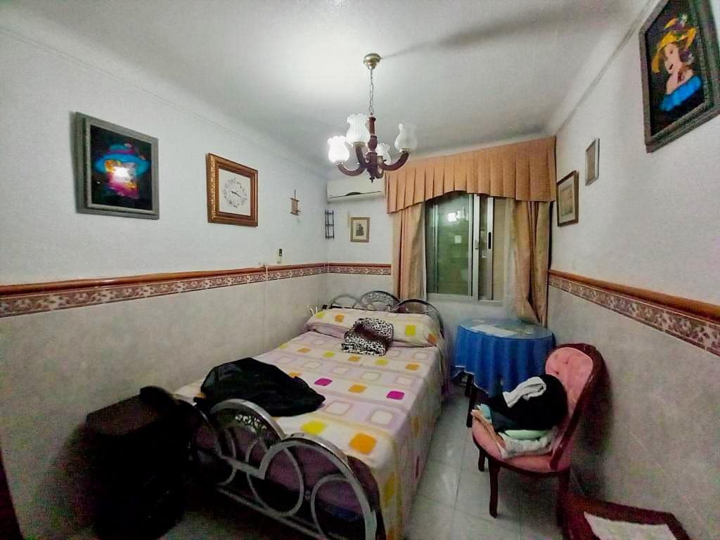Casa de 5 habitaciones en Ventas del Carrizal en venta - 80.000 € (Ref: 9821549)