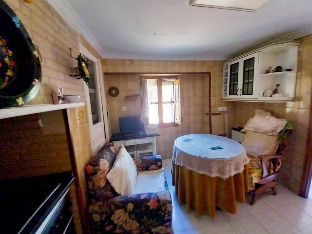 Casa de 5 habitaciones en Ventas del Carrizal en venta - 80.000 € (Ref: 9821549)