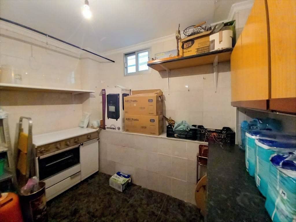 Casa de 5 habitaciones en Ventas del Carrizal en venta - 80.000 € (Ref: 9821549)