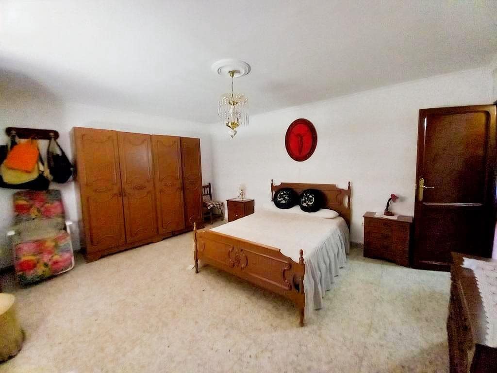 Casa de 5 habitaciones en Ventas del Carrizal en venta - 80.000 € (Ref: 9821549)
