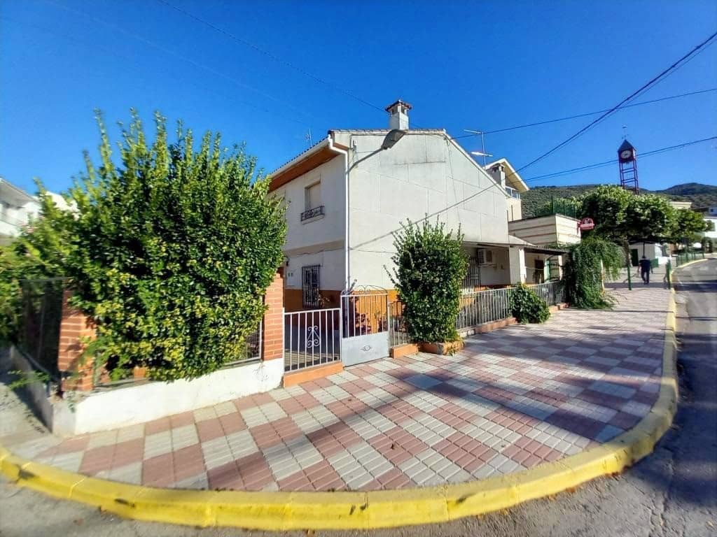 Casa de 5 habitaciones en Ventas del Carrizal en venta - 80.000 € (Ref: 9821549)