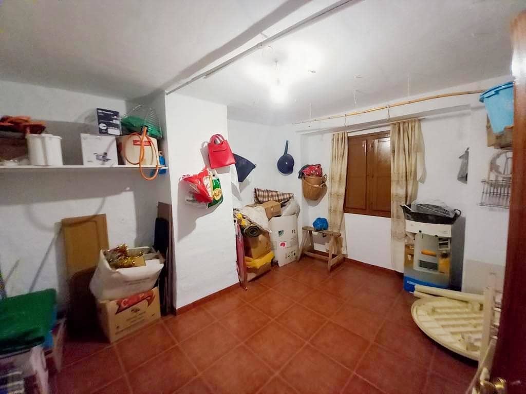Casa de 5 habitaciones en Ventas del Carrizal en venta - 80.000 € (Ref: 9821549)