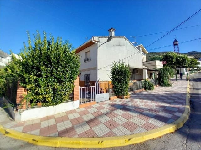 Casa de 5 habitaciones en Ventas del Carrizal, Castillo de Locubín en venta - 80.000 € (Ref: 9821549)