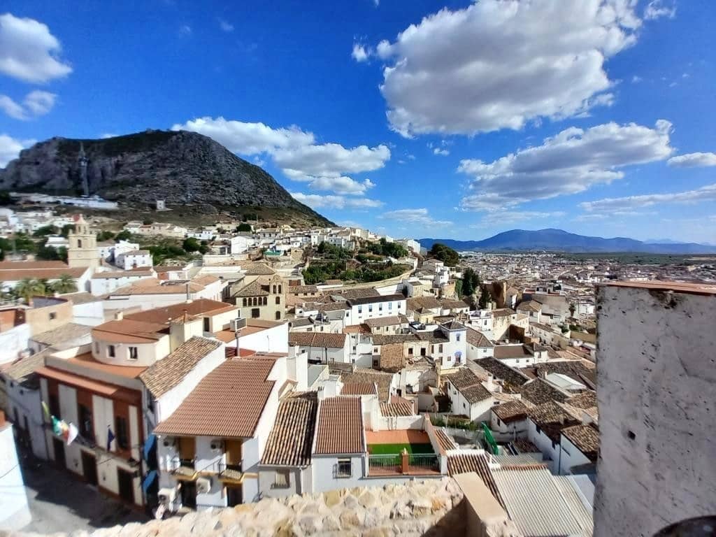 10 soveværelse Byhus til salg i Martos med swimmingpool - € 79.000 (Ref: 9821738)