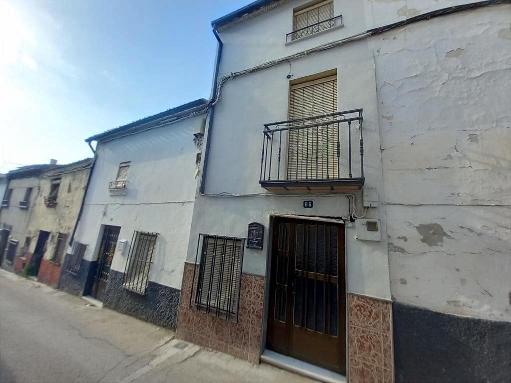 5 bedroom Townhouse for sale in Martos - € 29,900 (Ref: 9821928)