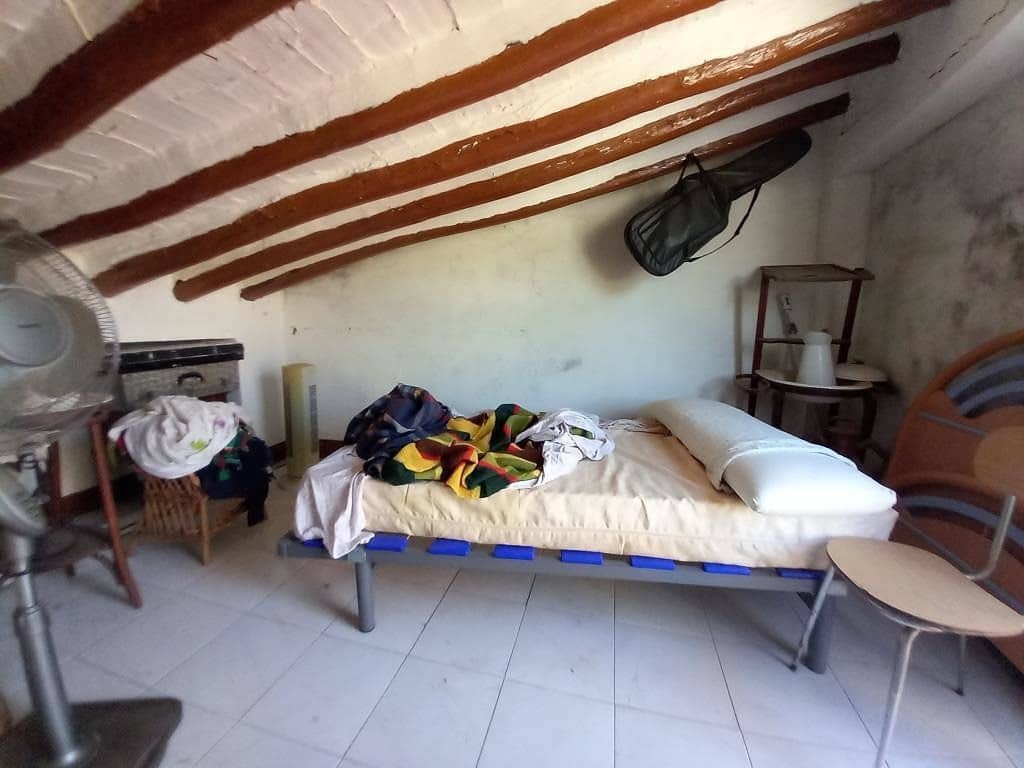 5 bedroom Townhouse for sale in Martos - € 29,900 (Ref: 9821928)