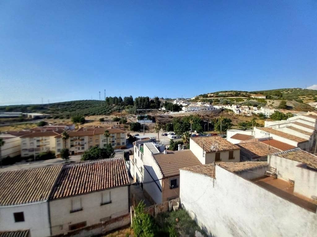 5 bedroom Townhouse for sale in Martos - € 29,900 (Ref: 9821928)