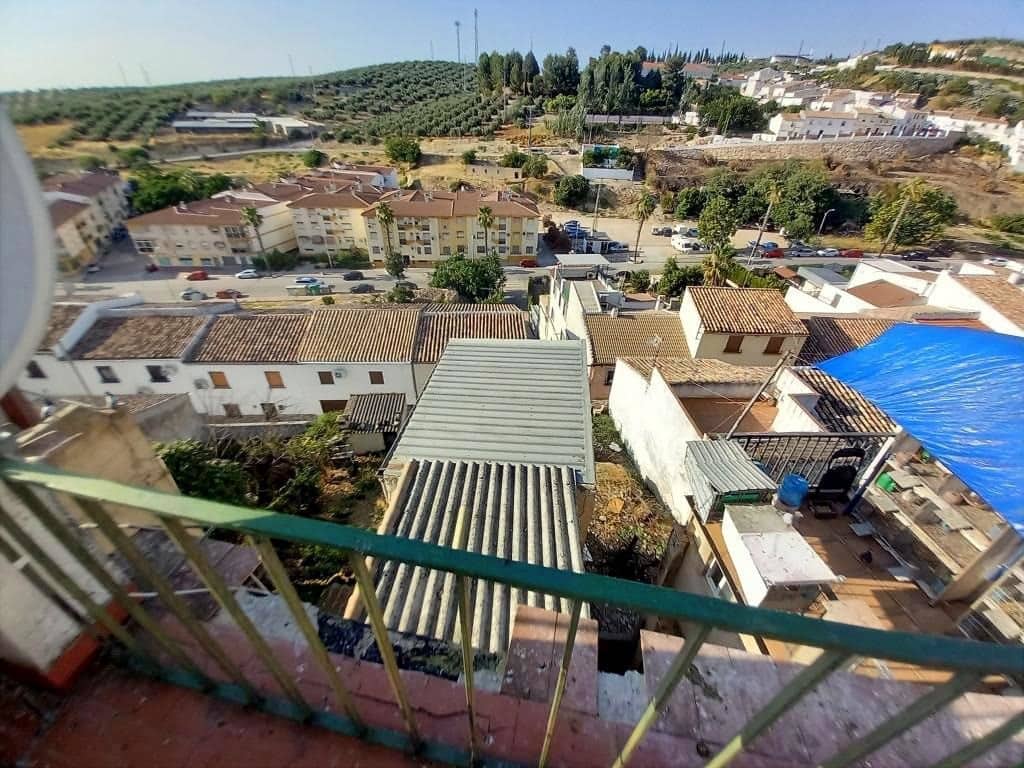 5 bedroom Townhouse for sale in Martos - € 29,900 (Ref: 9821928)