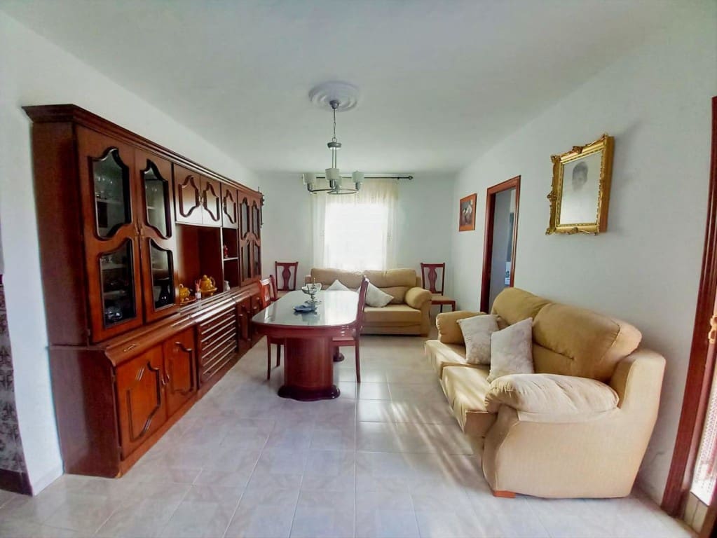 3 bedroom Townhouse for sale in Noguerones - € 125,000 (Ref: 9826001)