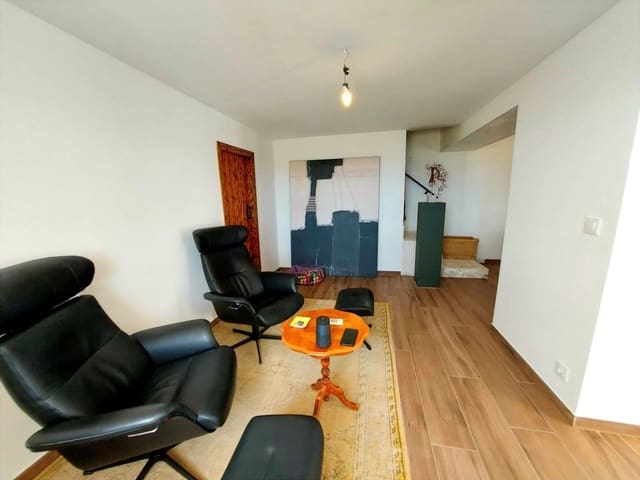 2 soveværelse Finca/Landehus til salg i La Rabita, Alcalá la Real med swimmingpool garage - € 115.000 (Ref: 9850443)