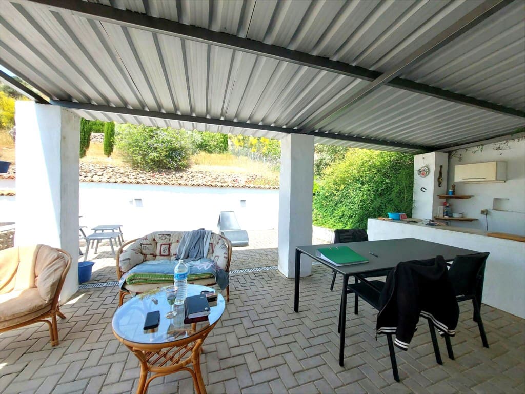 2 soveværelse Finca/Landehus til salg i La Rabita med swimmingpool garage - € 115.000 (Ref: 9850443)