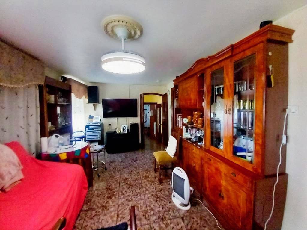 4 quarto Casa em Banda para venda em Martos - 79 000 € (Ref: 9895225)