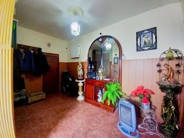 4 quarto Casa em Banda para venda em Martos - 79 000 € (Ref: 9895225)