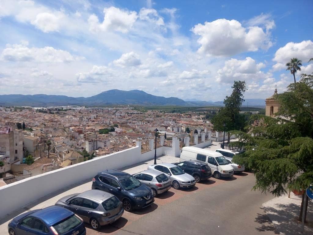 4 quarto Casa em Banda para venda em Martos - 79 000 € (Ref: 9895225)