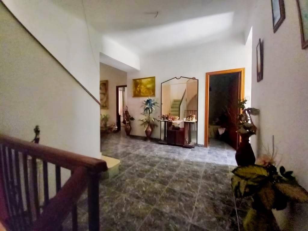 8 sypialnia Dom na sprzedaż w Martos - 55 000 € (Ref: 9915165)