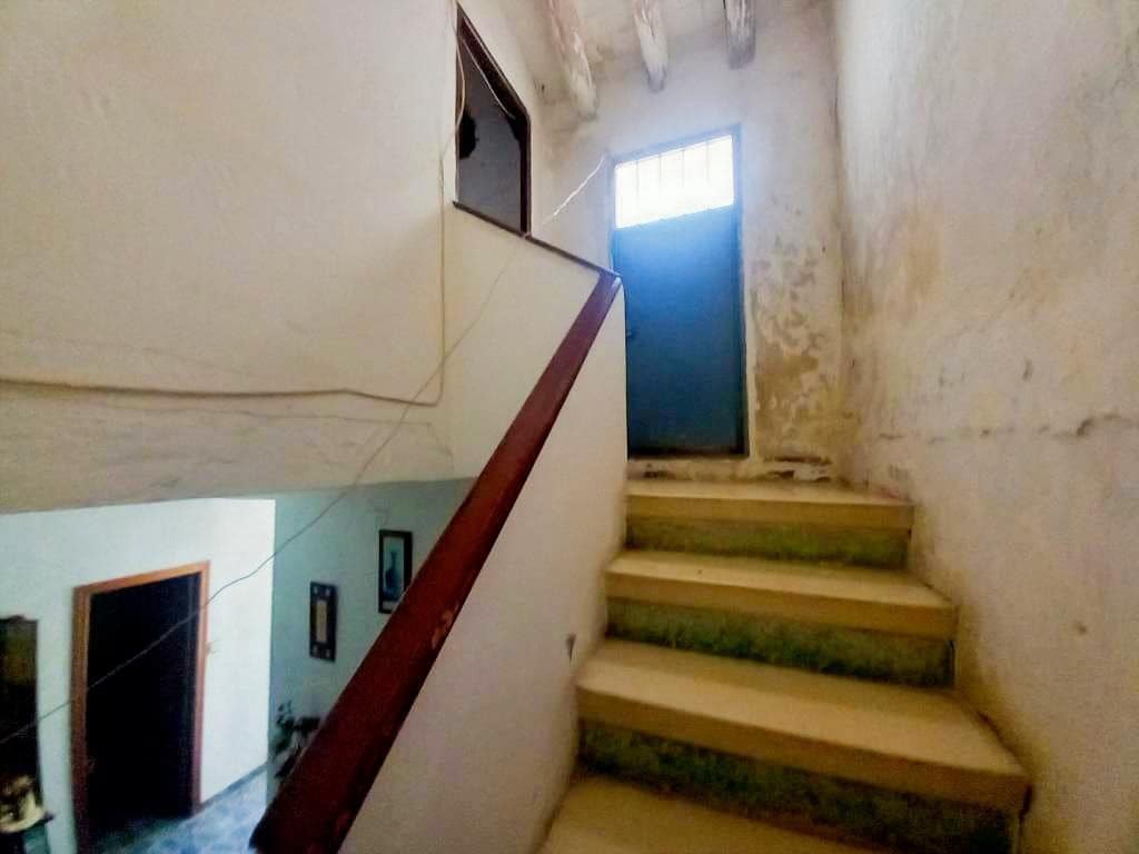 8 sypialnia Dom na sprzedaż w Martos - 55 000 € (Ref: 9915165)