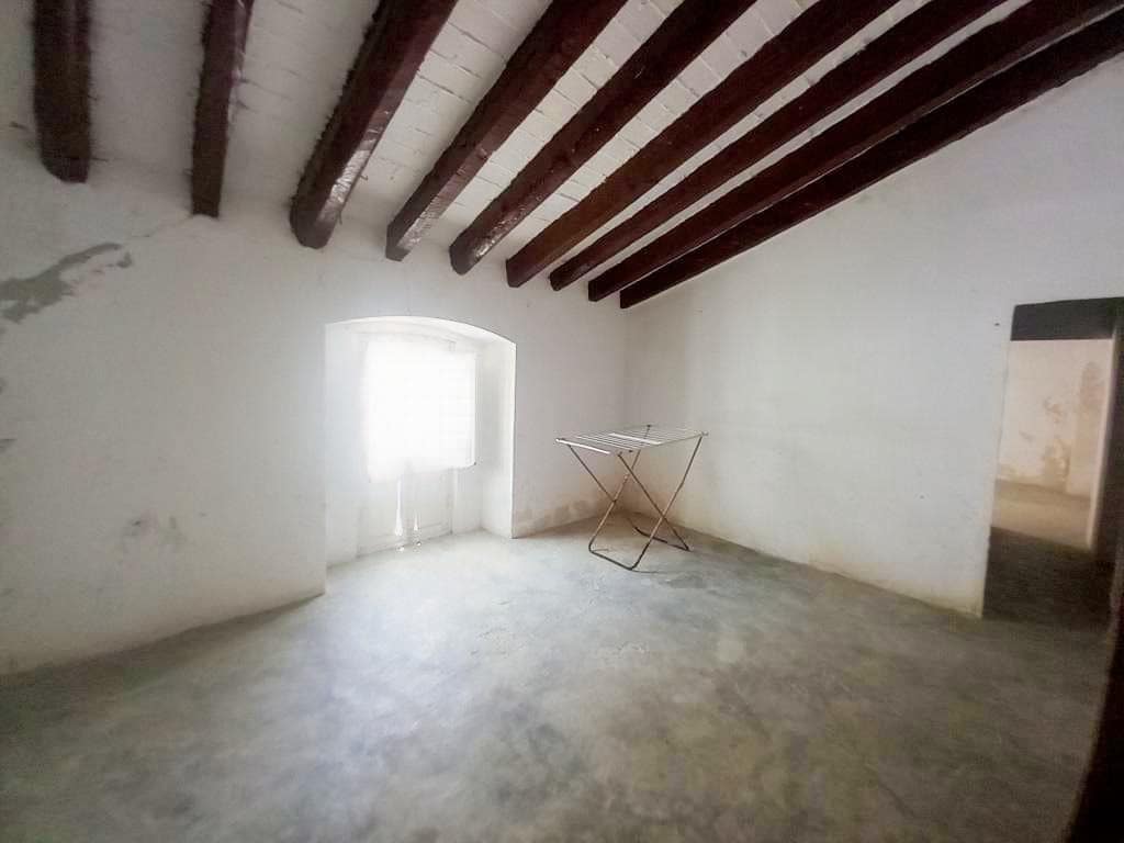 8 sypialnia Dom na sprzedaż w Martos - 55 000 € (Ref: 9915165)