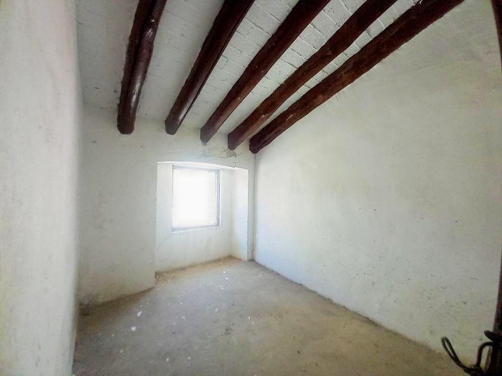 8 sypialnia Dom na sprzedaż w Martos - 55 000 € (Ref: 9915165)