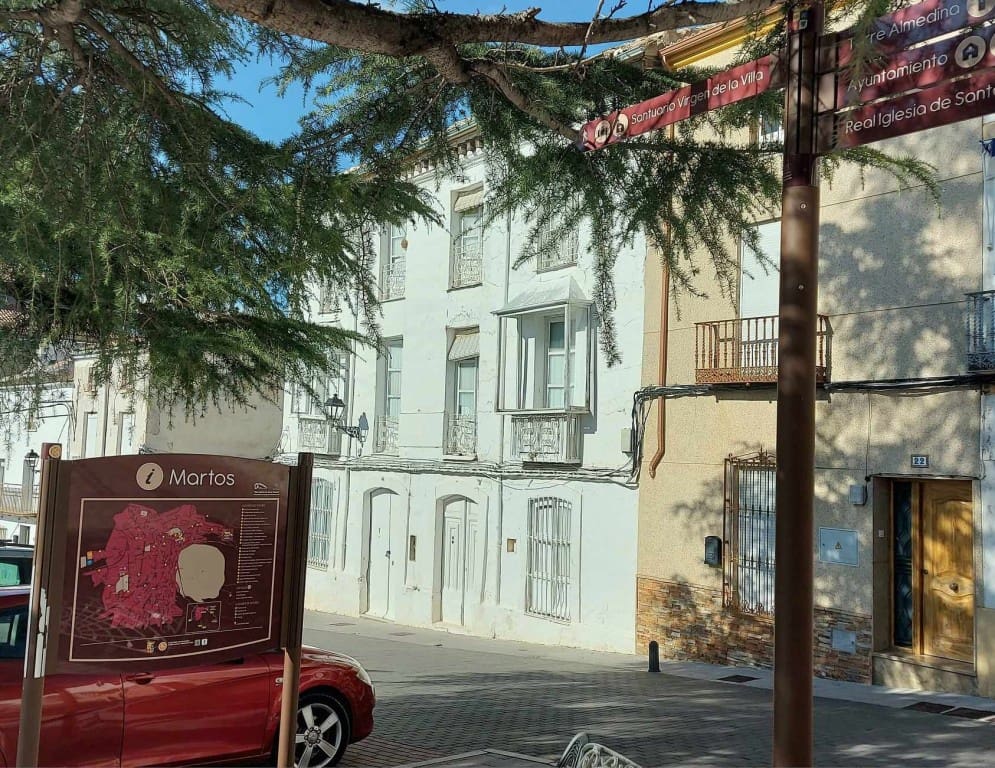 8 sypialnia Dom na sprzedaż w Martos - 55 000 € (Ref: 9915165)