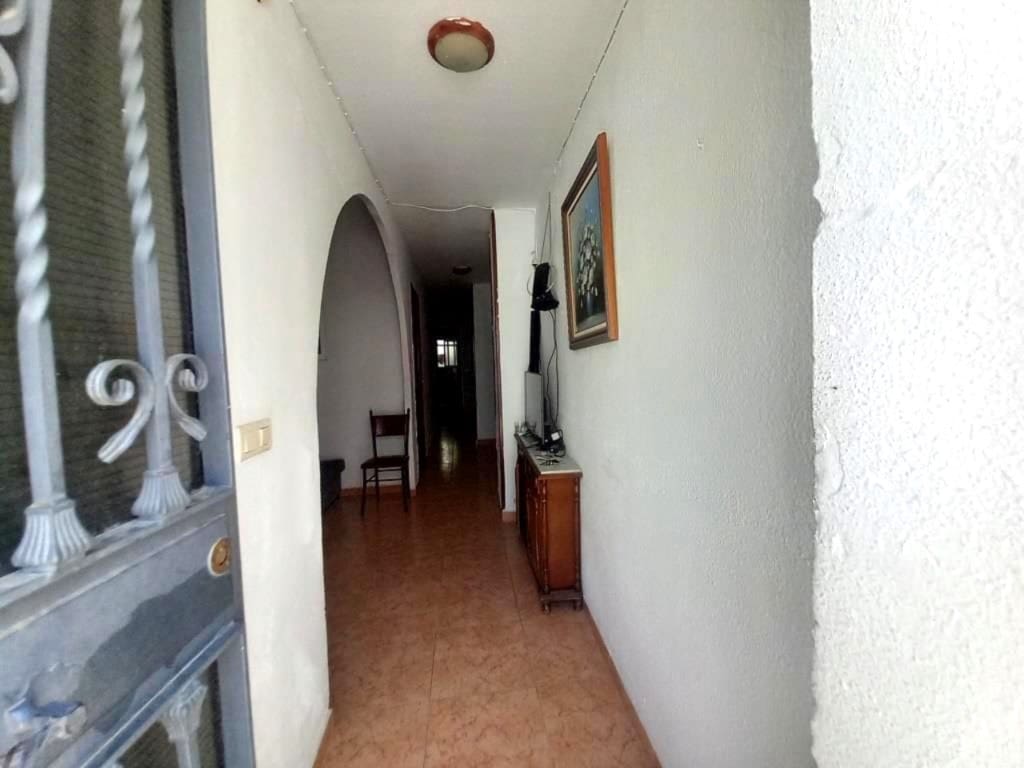2 Zimmer Haus zu verkaufen in Martos mit Pool - 37.000 € (Ref: 9935322)