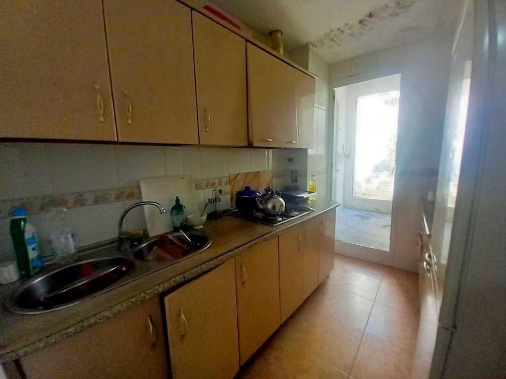 2 Zimmer Haus zu verkaufen in Martos mit Pool - 37.000 € (Ref: 9935322)