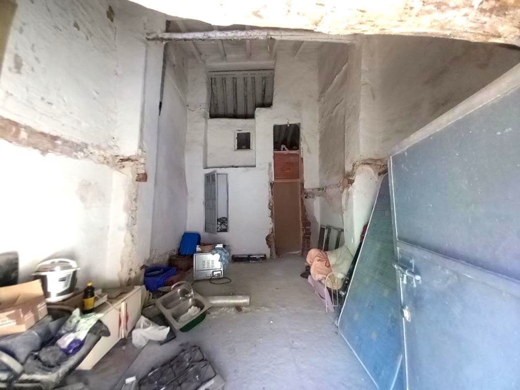 2 Zimmer Haus zu verkaufen in Martos mit Pool - 37.000 € (Ref: 9935322)