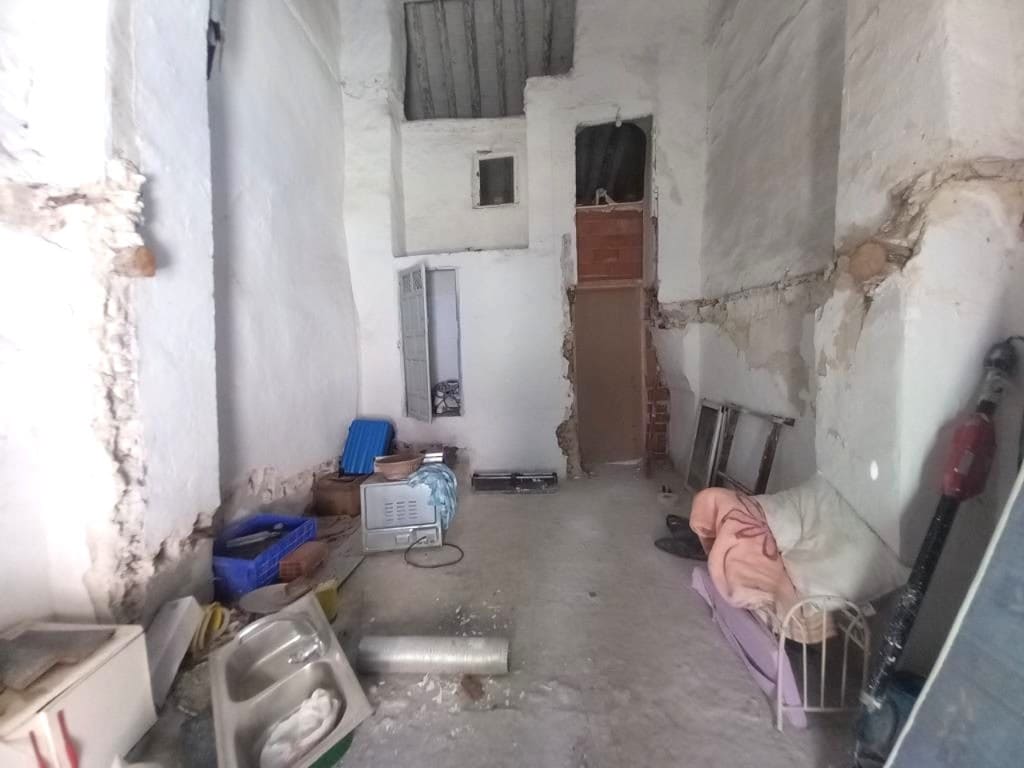 2 Zimmer Haus zu verkaufen in Martos mit Pool - 37.000 € (Ref: 9935322)