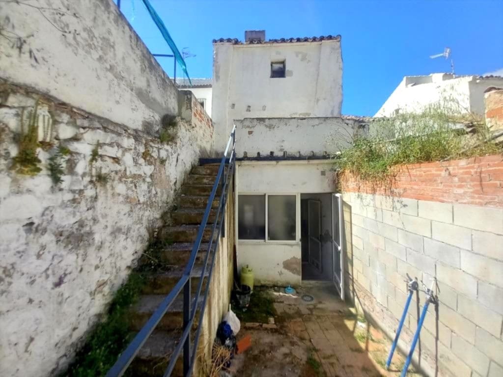 2 Zimmer Haus zu verkaufen in Martos mit Pool - 37.000 € (Ref: 9935322)